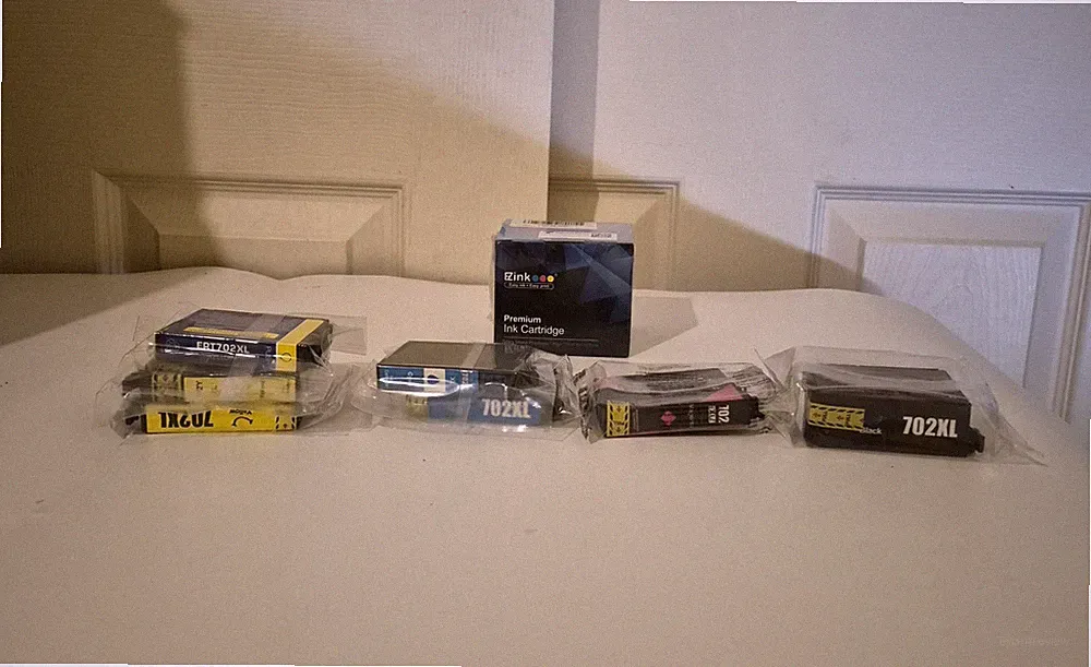 E-Z Ink Ink Cartridge Replacement Compatible for Epson 702XL Lot Of 11 Cartridge